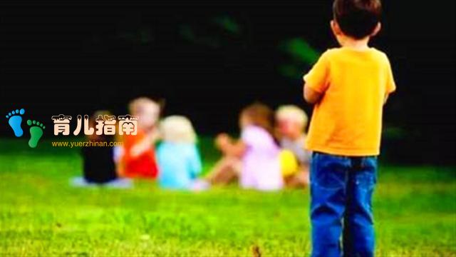 "我是在保护你!"妈妈把女儿关在家里8年,不让出门和上学