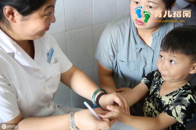 孩子8岁，40斤，胳膊腿细的不行，该怎么调理？推拿会有效果吗？