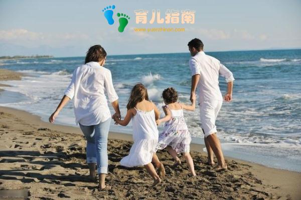 《我们长大了》:孩子的成长99%来自对身边人的模仿