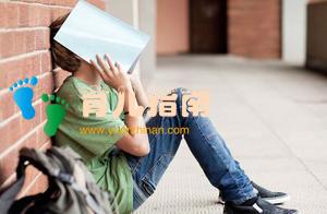 在子女教育中,父母应起作用不是拐杖”,而是伯乐和向导