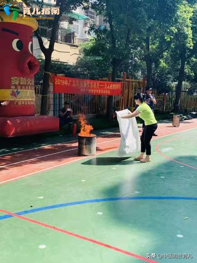 防毒面具 防毒面具