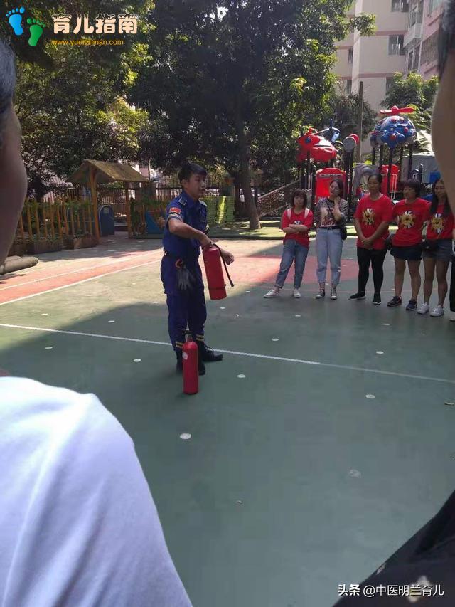 防毒面具 防毒面具