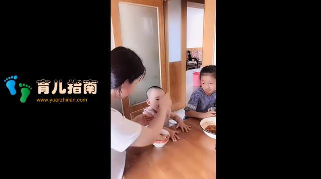 恐食症 恐食症