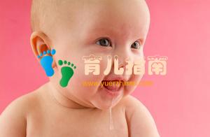 宝妈们：大家的宝宝是几个月开始微笑的呢？