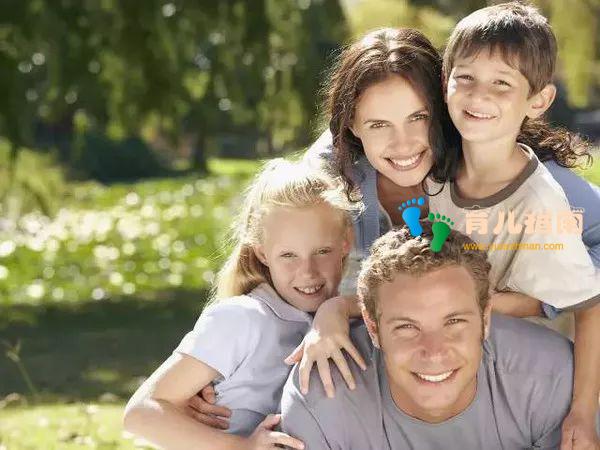 优秀孩子的身后都有怎样的父母? 优秀孩子的身后都有怎样的父母?