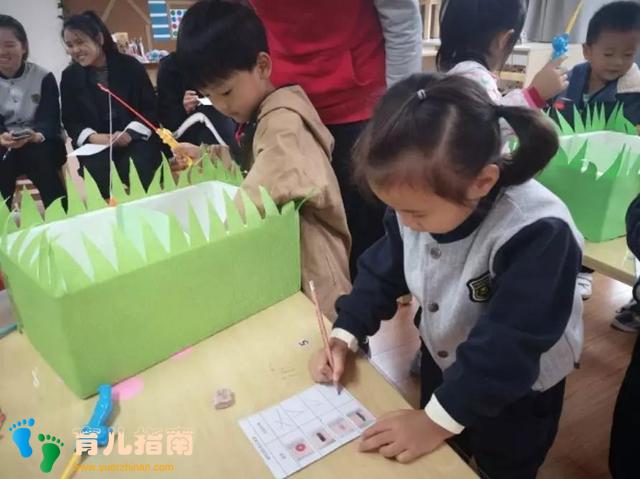 吹泡泡 吹泡泡