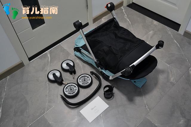 QBORN秒秒收婴儿车