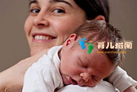 宝宝多大了开始不用拍嗝？科学拍嗝有方法，新手妈妈学习下