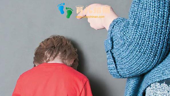 2.胆小自卑长期