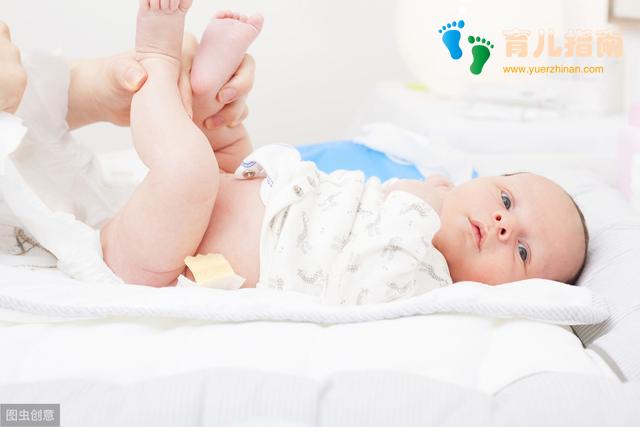 错误的换尿布法,新手爸妈几乎都中招!如何正确处理 错误的换尿布法,新手爸妈几乎都中招!如何正确处理