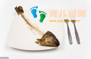 宝宝卡鱼刺怎么办？可以用手抠吗？正确的做法是什么？