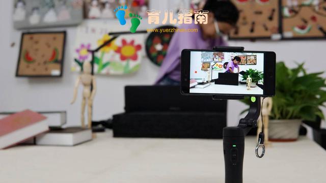 thinkplus自然光谱台灯