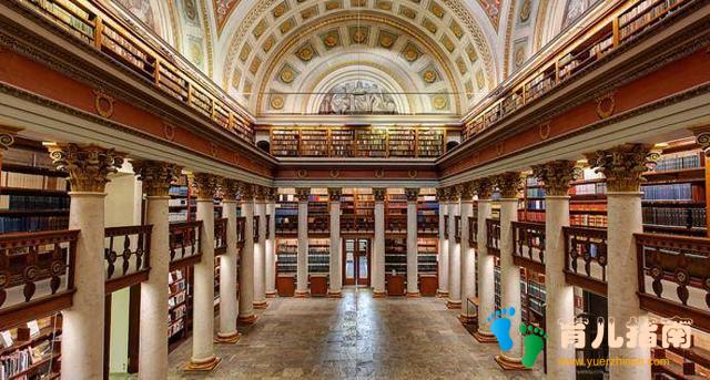 在全民教育上，芬兰的阅读环境，让人羡慕！更是值得我们大家学习