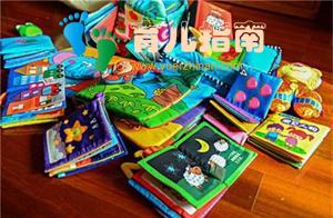 新生儿包裹睡好还是自然睡好?婴儿用防惊跳被的危害 新生儿包裹睡好还是自然睡好?婴儿用防惊跳被的危害