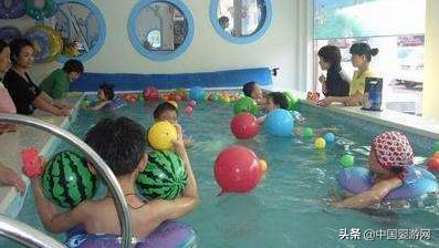 婴儿游泳馆宝宝体质 婴儿游泳馆宝宝体质