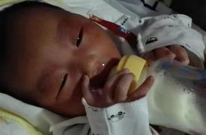 新生儿丑到不忍直视,宝妈没心情晒娃,没想到几个月后宝宝逆袭了 新生儿丑到不忍直视,宝妈没心情晒娃,没想到几个月后宝宝逆袭了