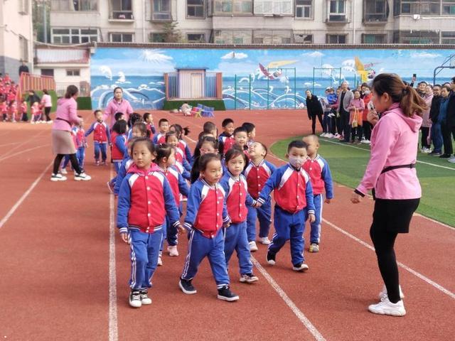 亲子游戏 亲子游戏