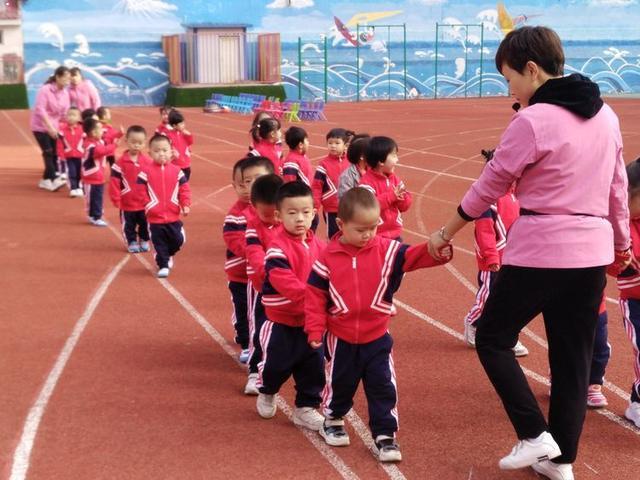 亲子游戏 亲子游戏