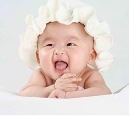 强生婴儿小课堂：秋季宝宝沐浴四要”四不要”