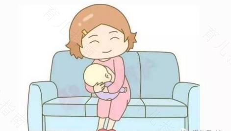 不要把睡觉的宝宝叫醒喂奶