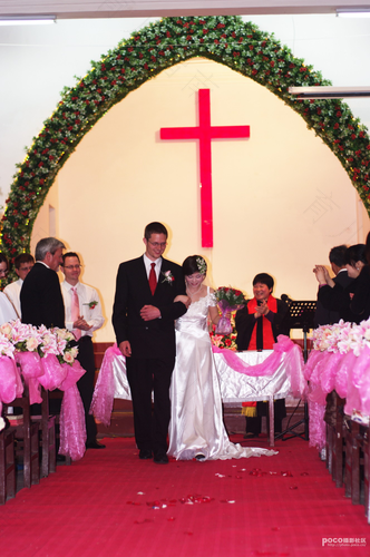 神圣的婚姻我们只要一次 神圣的婚姻我们只要一次