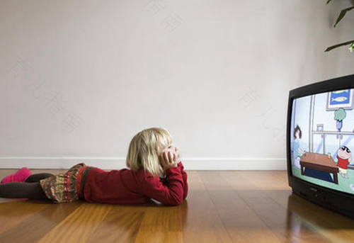 不到3岁,别让孩子看电视 不到3岁,别让孩子看电视