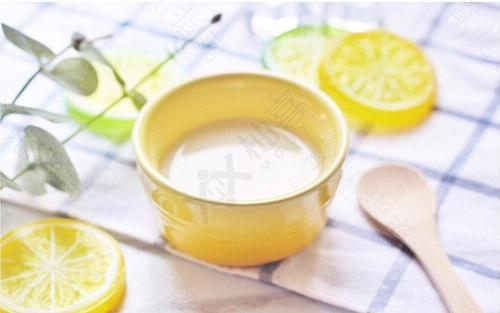 喂母乳时避免七种食物