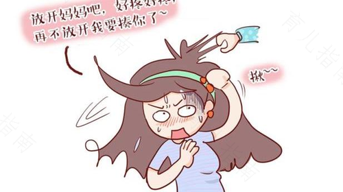 BB总是揪妈妈头发，这是为啥？