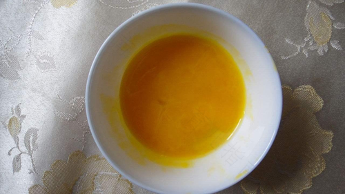 发烧喉咙痛能不能吃蛋糕