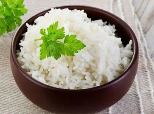 拔牙后几天可以吃米饭? 拔牙后几天可以吃米饭?