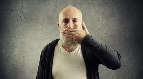 嘴巴苦是怎么回事 注意什么 嘴巴苦是怎么回事 注意什么