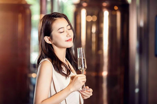 女人有自己的储蓄　才会有自己的品质生活