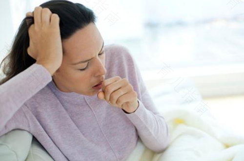 咳嗽会引起口臭吗 咳嗽会引起口臭吗