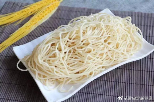 小孩咳嗽能不能吃面条 小孩咳嗽能不能吃面条