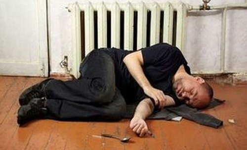 羊癫疯有什么症状表现 羊癫疯有什么症状表现