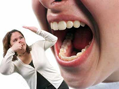 口腔异味怎么回事? 口腔异味怎么回事?