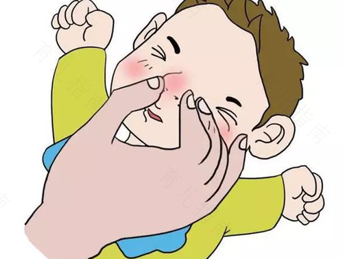 晚上右鼻子不通气怎么办