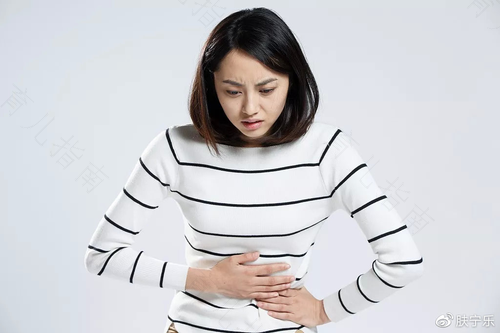 肚子胀想吐怎么办快速解决 肚子胀想吐怎么办快速解决