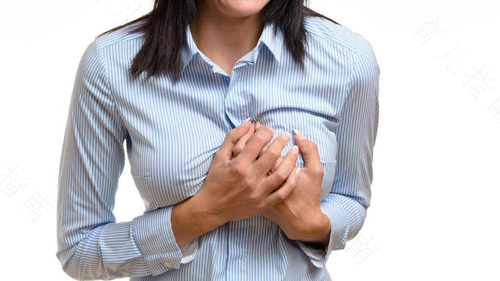 东西吃多了胸口疼怎么回事 东西吃多了胸口疼怎么回事