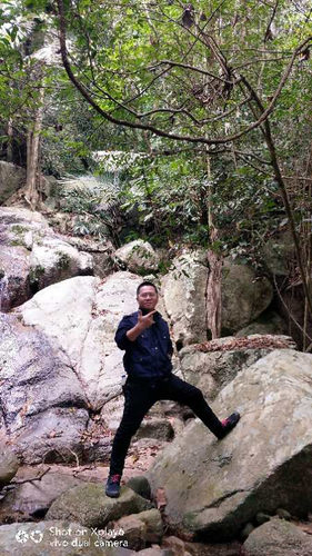 爬山之后小腿肚子疼怎么办