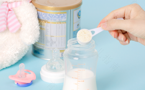 诺一妈咪安娜深度探秘,为法国全产业链鲜制奶粉代言 诺一妈咪安娜深度探秘,为法国全产业链鲜制奶粉代言