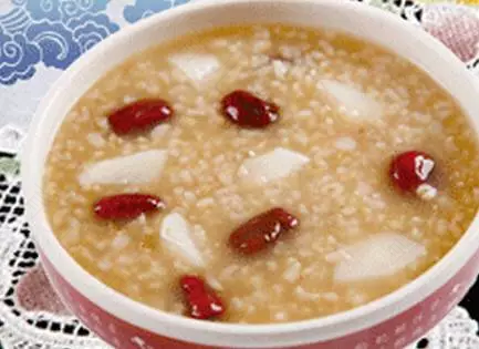 女人贫血怎么食补快 女人贫血怎么食补快