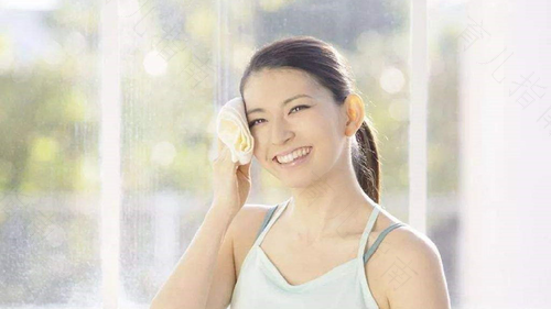 感冒大量出汗怎么办可以洗澡吗 感冒大量出汗怎么办可以洗澡吗