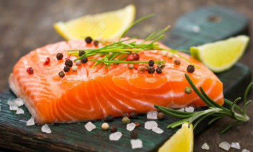 感冒喉咙痛能不能吃鱼