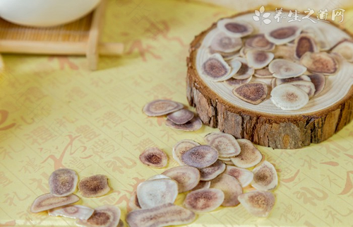 打喷嚏流鼻涕怎么回事 打喷嚏流鼻涕怎么回事