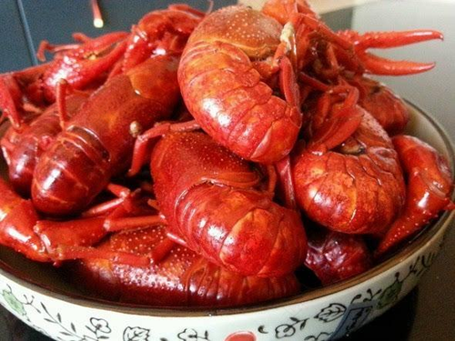 痛风能吃小龙虾么 痛风能吃小龙虾么