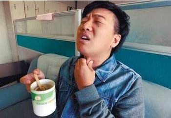 喉咙肿痛发痒干咳嗽怎么办 喉咙肿痛发痒干咳嗽怎么办