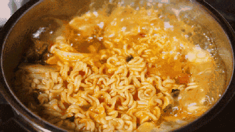 感冒发烧能不能吃泡面 感冒发烧能不能吃泡面