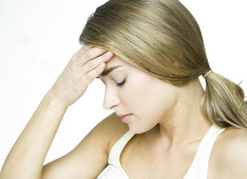 更年期月经时多时少是怎么回事 更年期月经时多时少是怎么回事