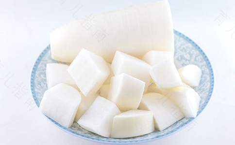 感冒咳嗽能不能吃白萝卜 感冒咳嗽能不能吃白萝卜